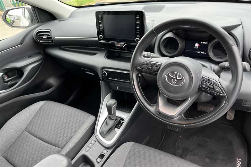 Used Toyota Yaris 2023 for sale - 77700567: Photo 38