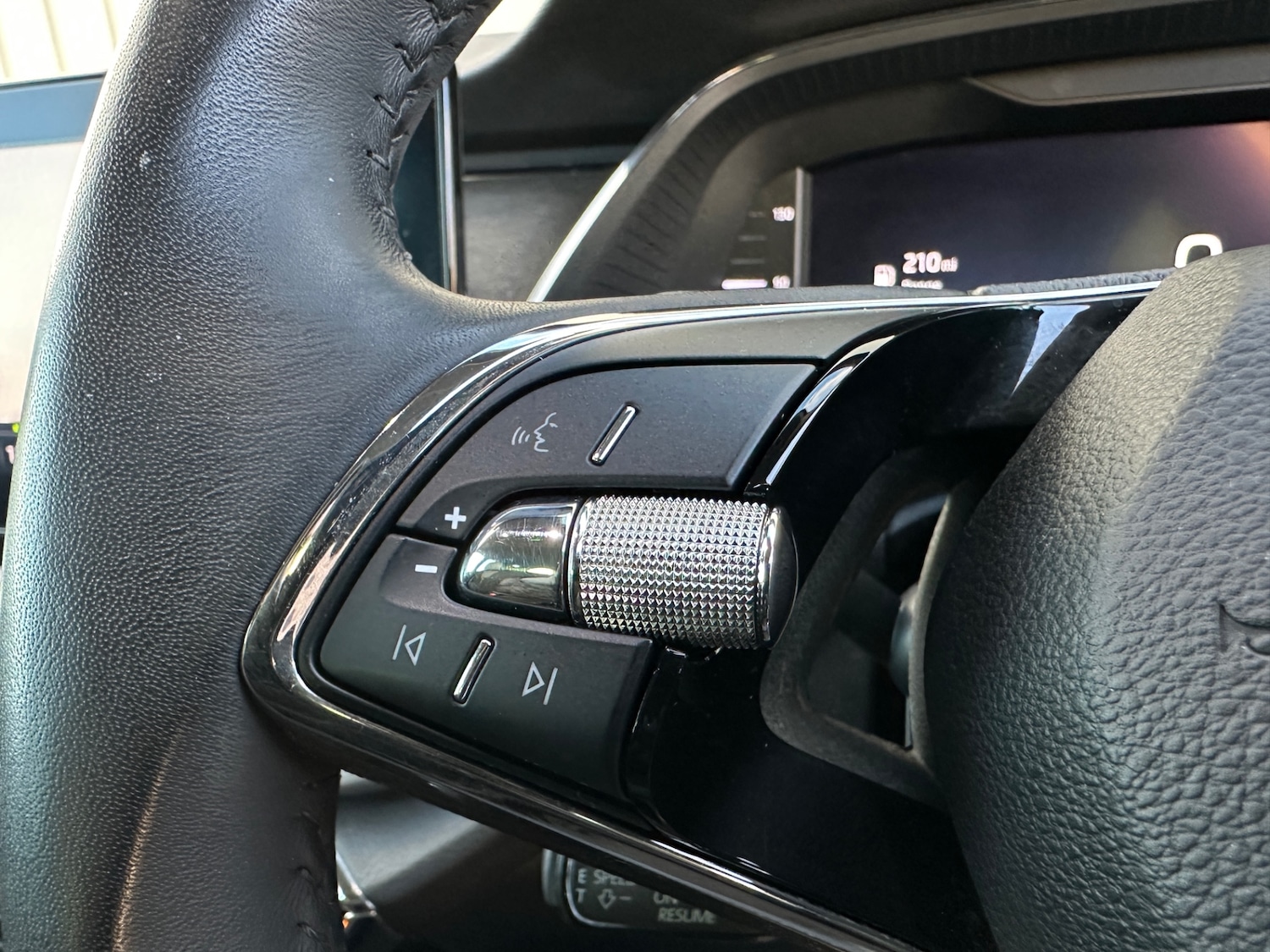 Used Skoda Octavia 2020 for sale - 76070547: Photo 33