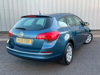 Used Vauxhall Astra 2015 for sale - 63803340: Photo
