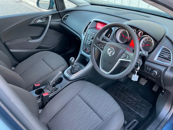 Used Vauxhall Astra 2015 for sale - 63803340: Photo 8