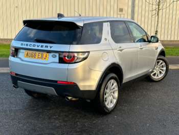 Used Land Rover Discovery Sport 2019 for sale - 73062558: Photo