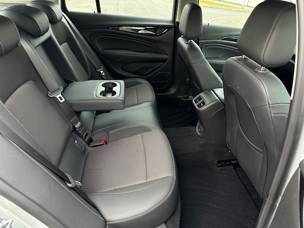 Used Vauxhall Insignia 2018 for sale - 74189553: Photo 12