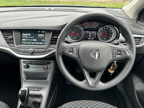 Used Vauxhall Astra 2018 for sale - 70321550: Photo 12