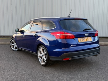 Used Ford Focus 2017 for sale - 75208220: Photo