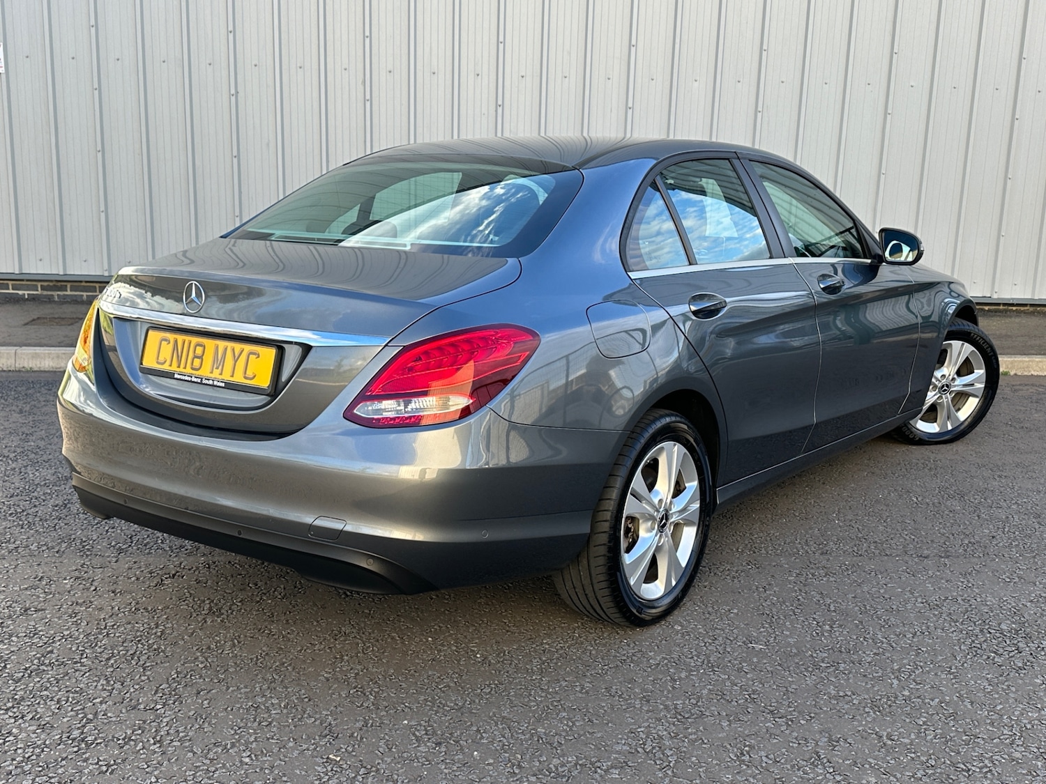 Used Mercedes-Benz C Class 2018 for sale - 76022529: Photo 10