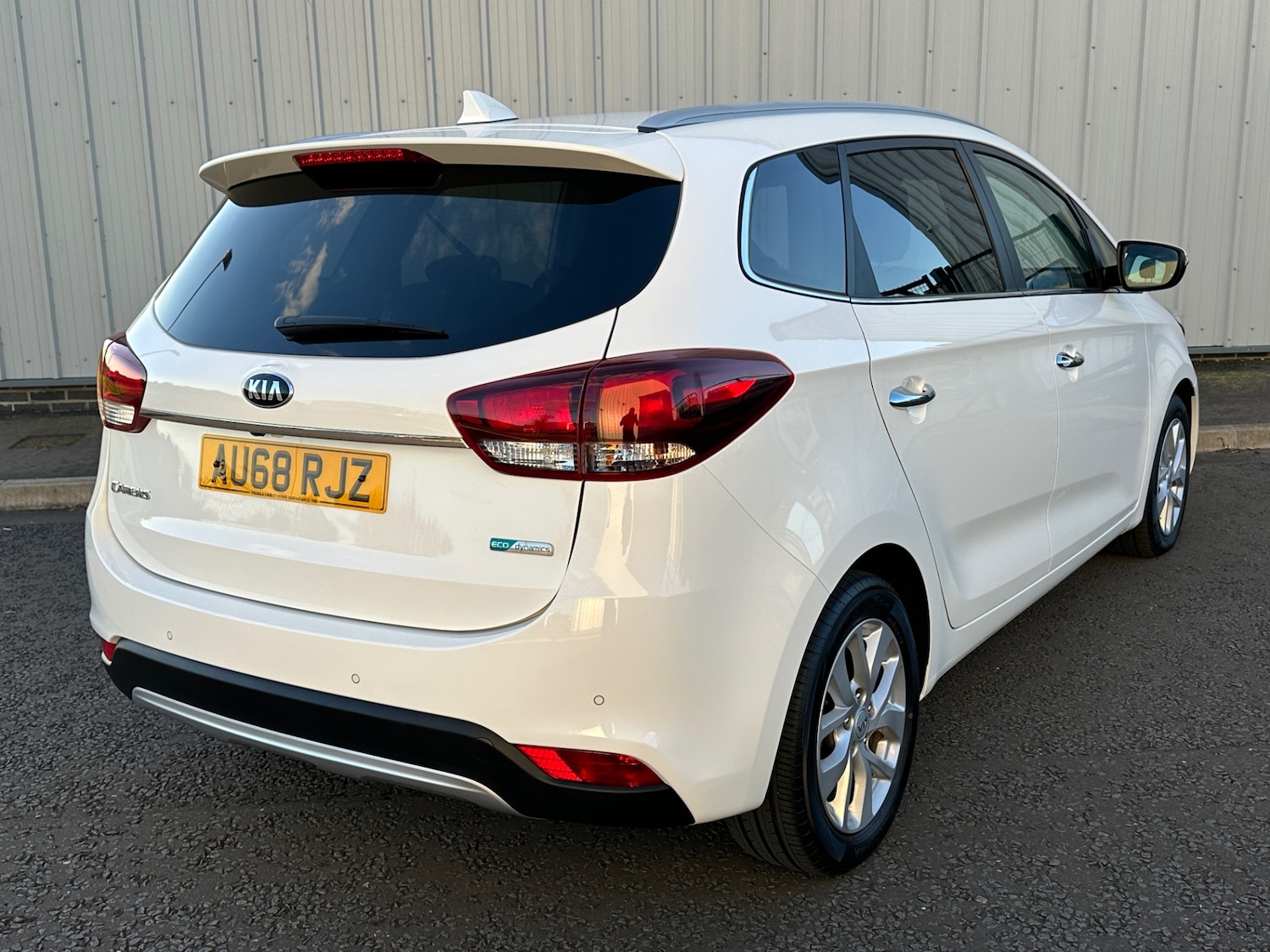 Vehicle 28