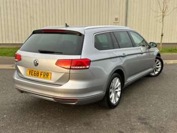 Used Volkswagen Passat 2018 for sale - 69721556: Photo
