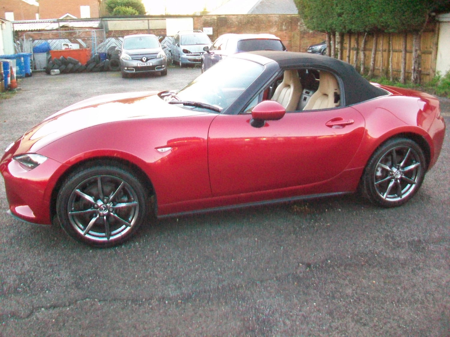 Used Mazda MX-5 2015 for sale - 76807053: Photo 4