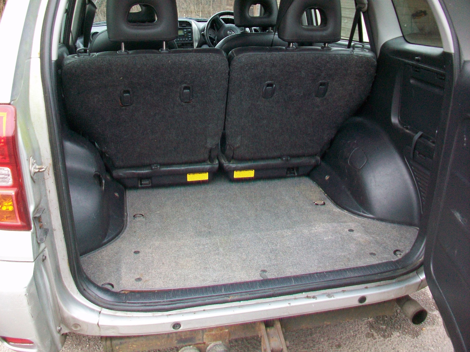 Used Toyota RAV4 2004 for sale - 77848158: Photo 10