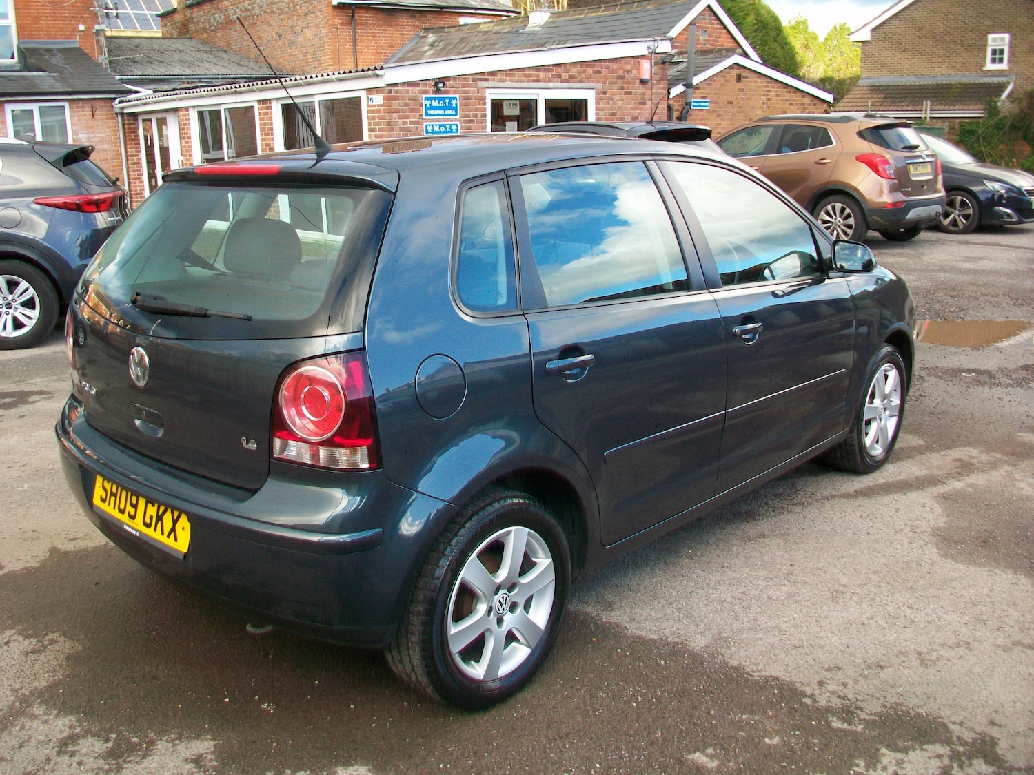 Used Volkswagen Polo 2009 for sale - 77570297: Photo 11