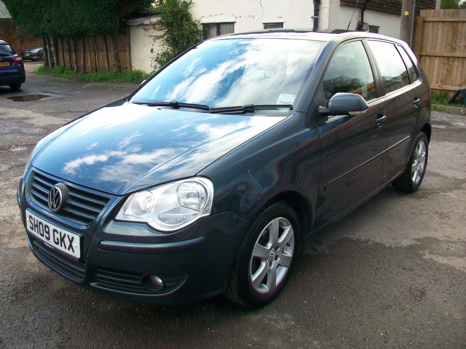 Used Volkswagen Polo 2009 for sale - 77570297: Photo 3