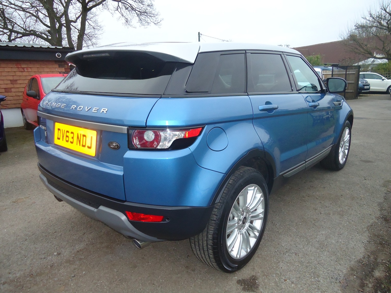 Used Land Rover Range Rover Evoque 2013 for sale - 77073036: Photo 2