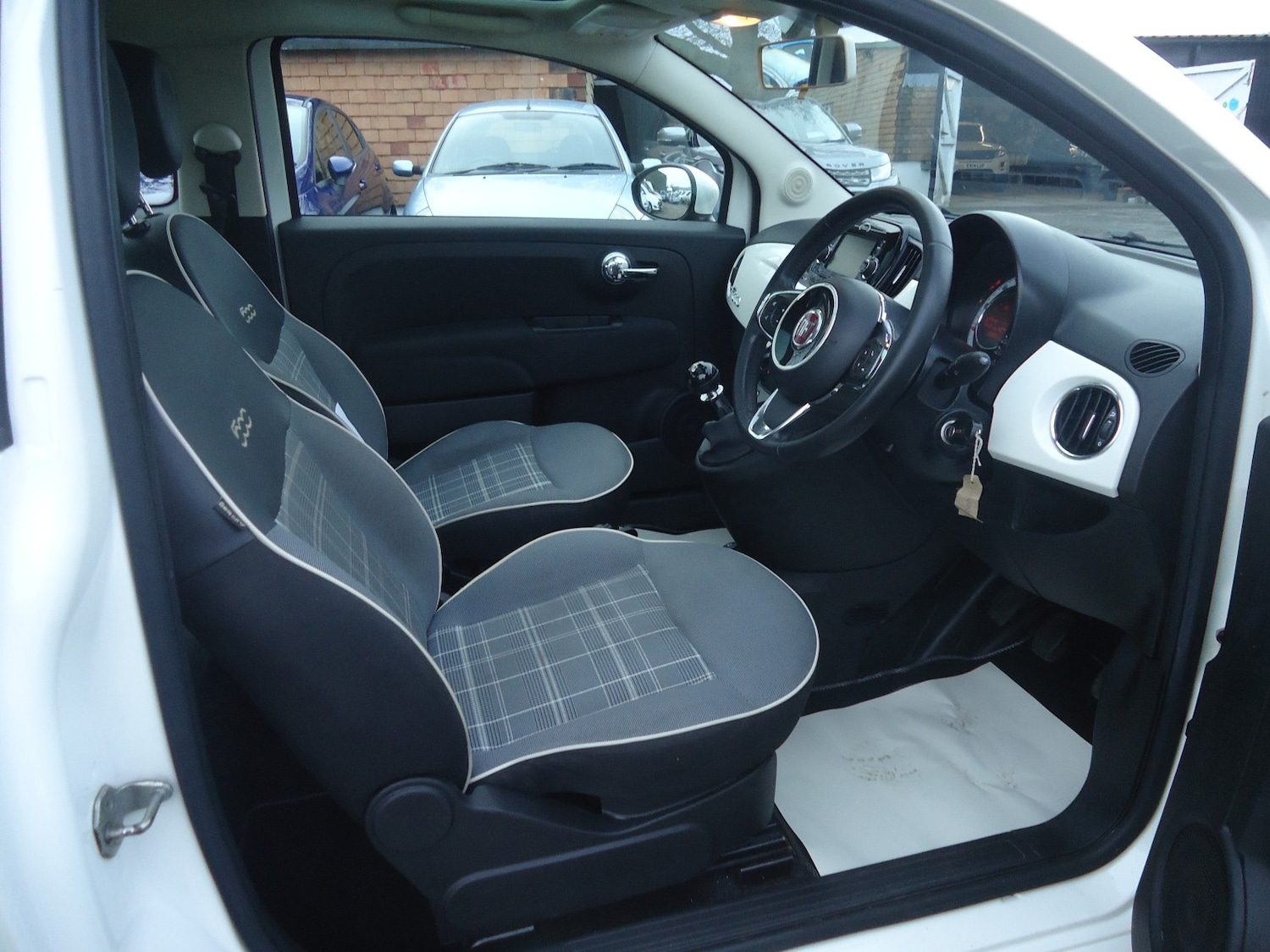 Used Fiat 500 2018 for sale - 77558532: Photo 8