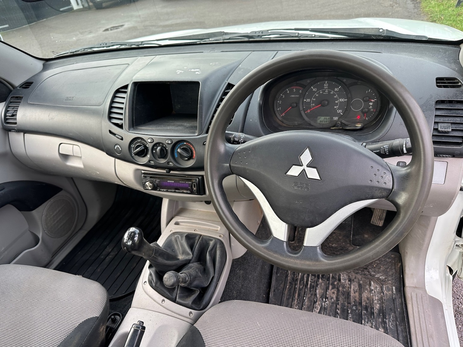 Used Mitsubishi L200 2012 for sale - 77483648: Photo 7