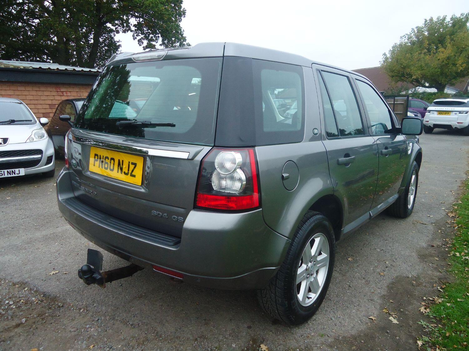 Used Land Rover Freelander 2 2010 for sale - 76769488: Photo 2