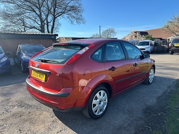 Used Ford Focus 2006 for sale - 77977105: Photo