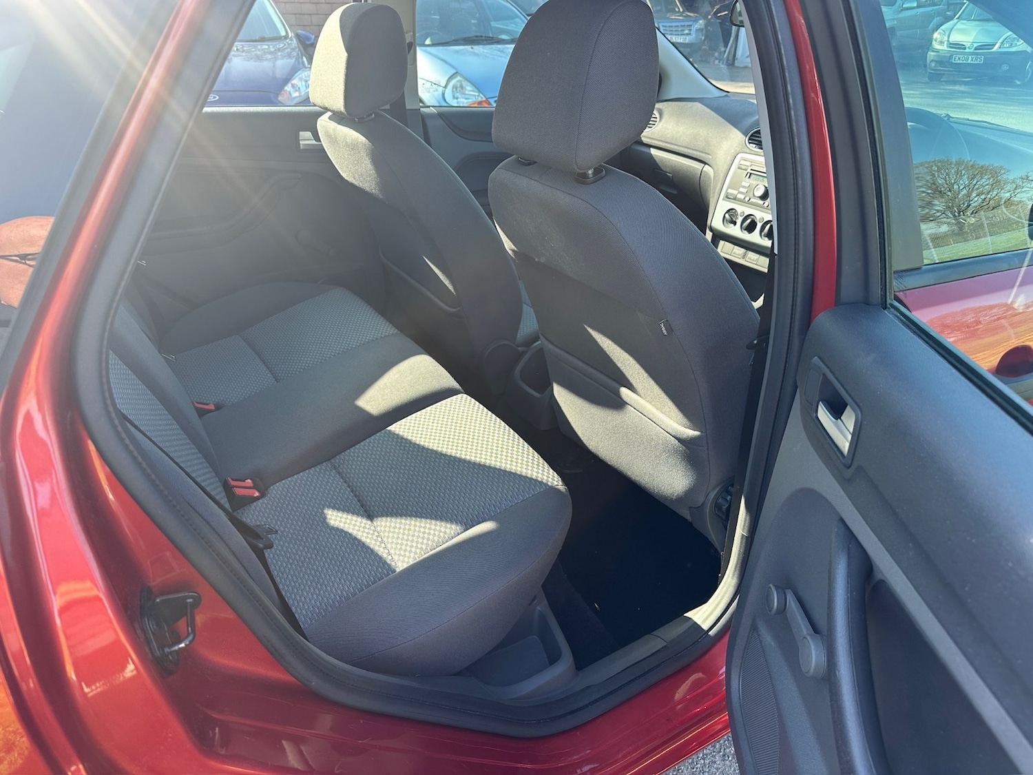 Used Ford Focus 2006 for sale - 77977105: Photo 7