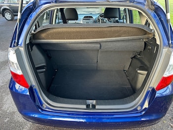 Used Honda Jazz 2009 for sale - 77028029: Photo