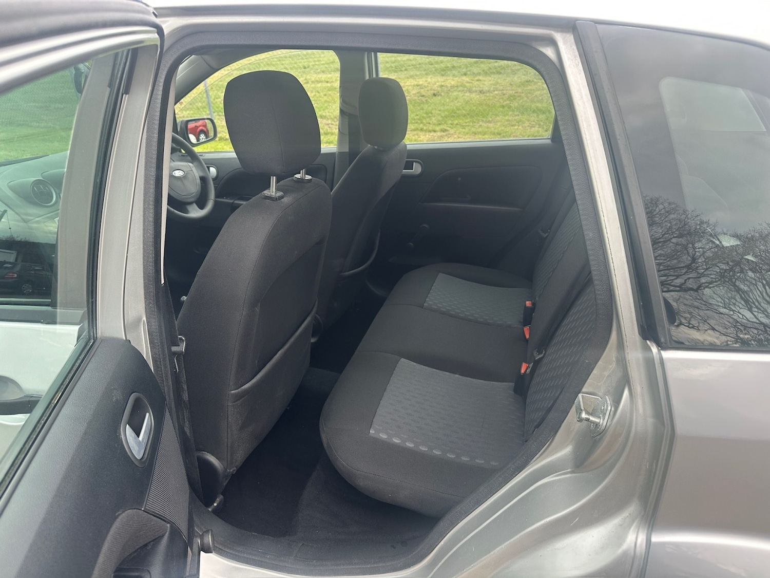 Used Ford Fiesta 2003 for sale - 78197990: Photo 6