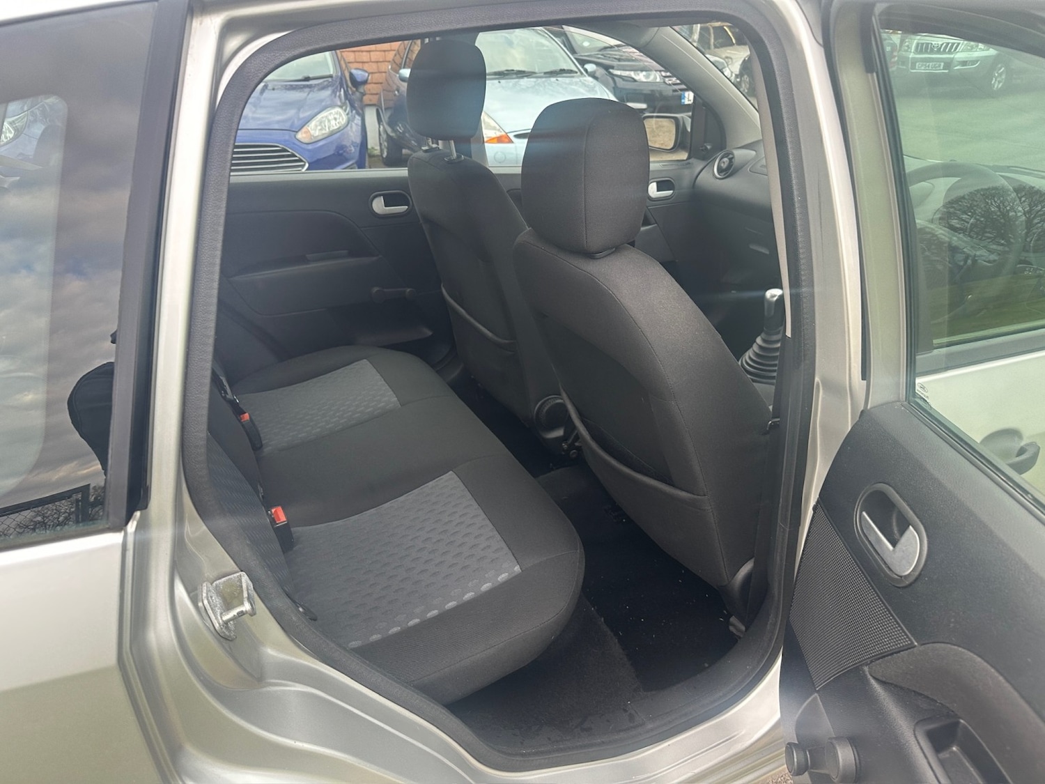 Used Ford Fiesta 2003 for sale - 78197990: Photo 7