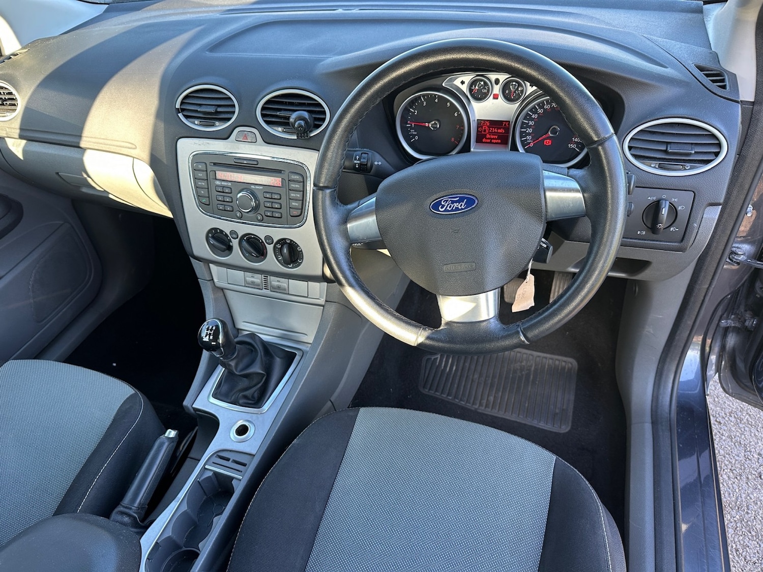 Used Ford Focus 2011 for sale - 77107684: Photo 5