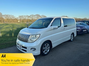 Used Nissan Elgrand 2006 for sale - 77977110: Photo