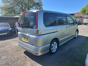 Used Nissan Serena 2010 for sale - 78386077: Photo