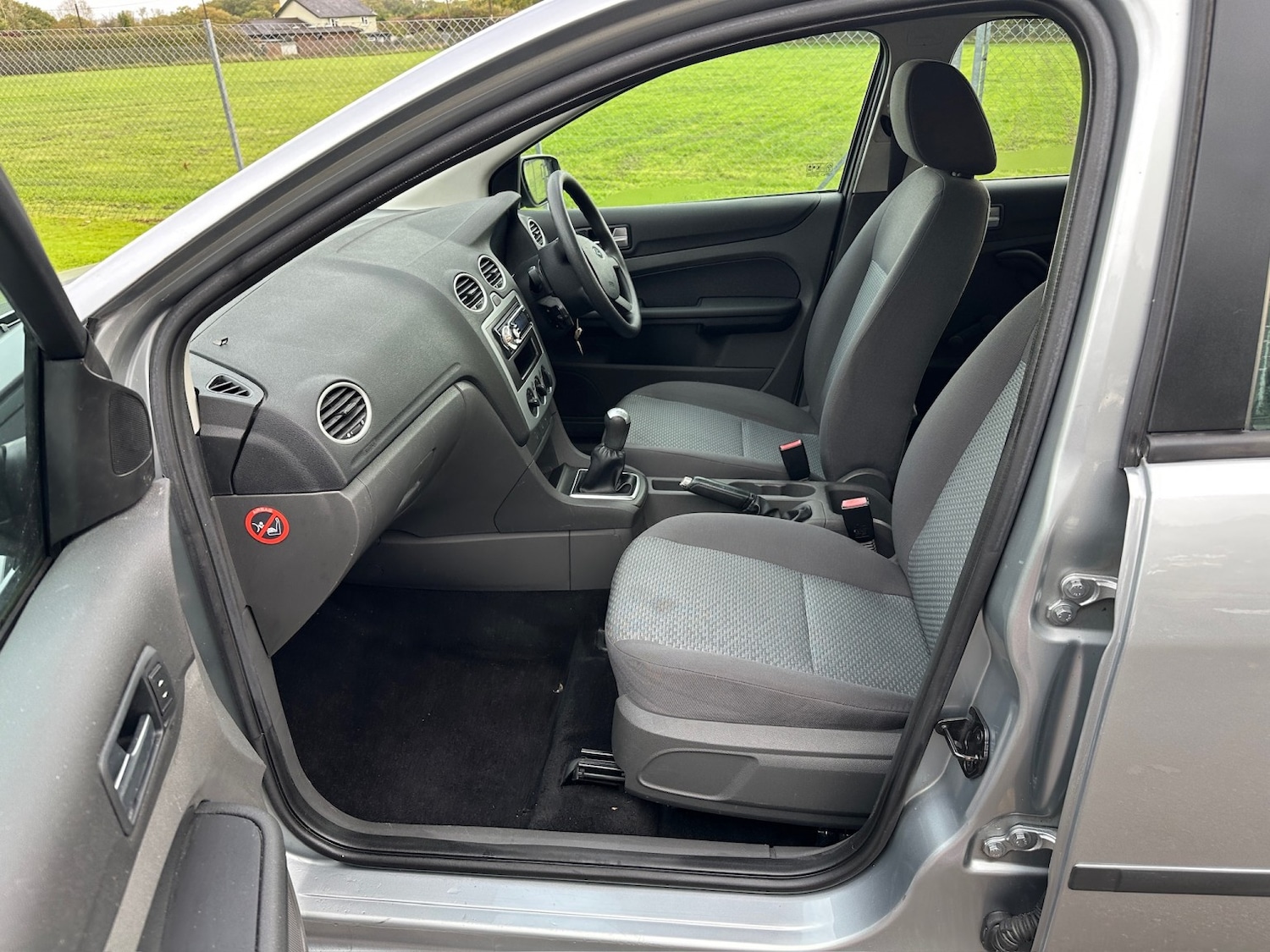 Used Ford Focus 2005 for sale - 76369217: Photo 5