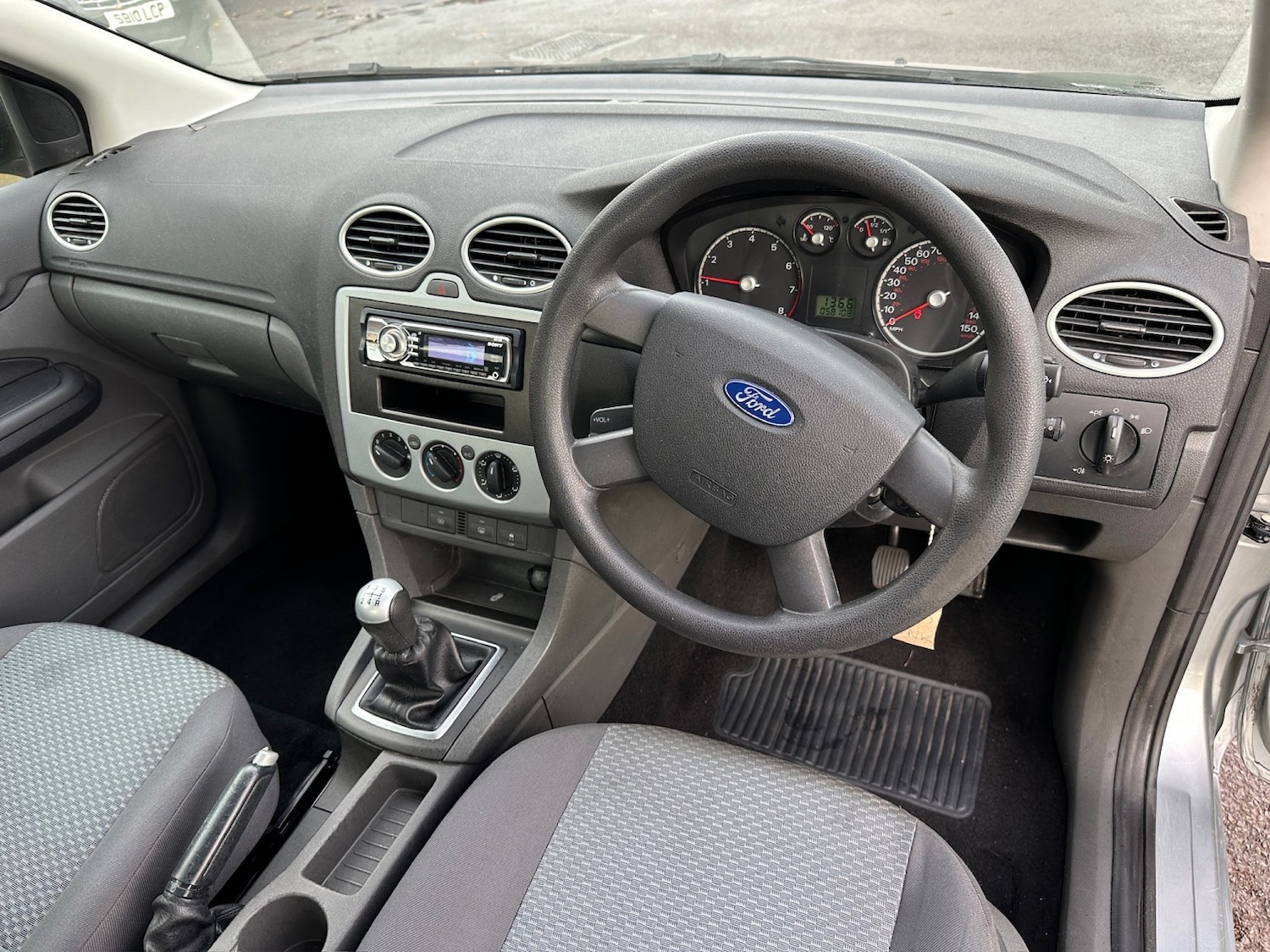 Used Ford Focus 2005 for sale - 76369217: Photo 8