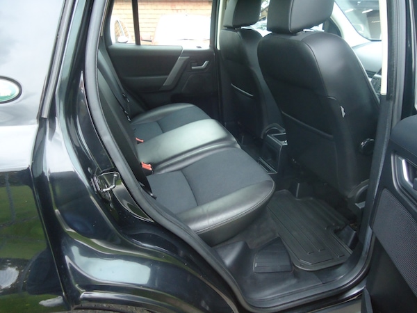 Used Land Rover Freelander 2 2010 for sale - 76314031: Photo 7