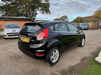 Used Ford Fiesta 2014 for sale - 76449363: Photo