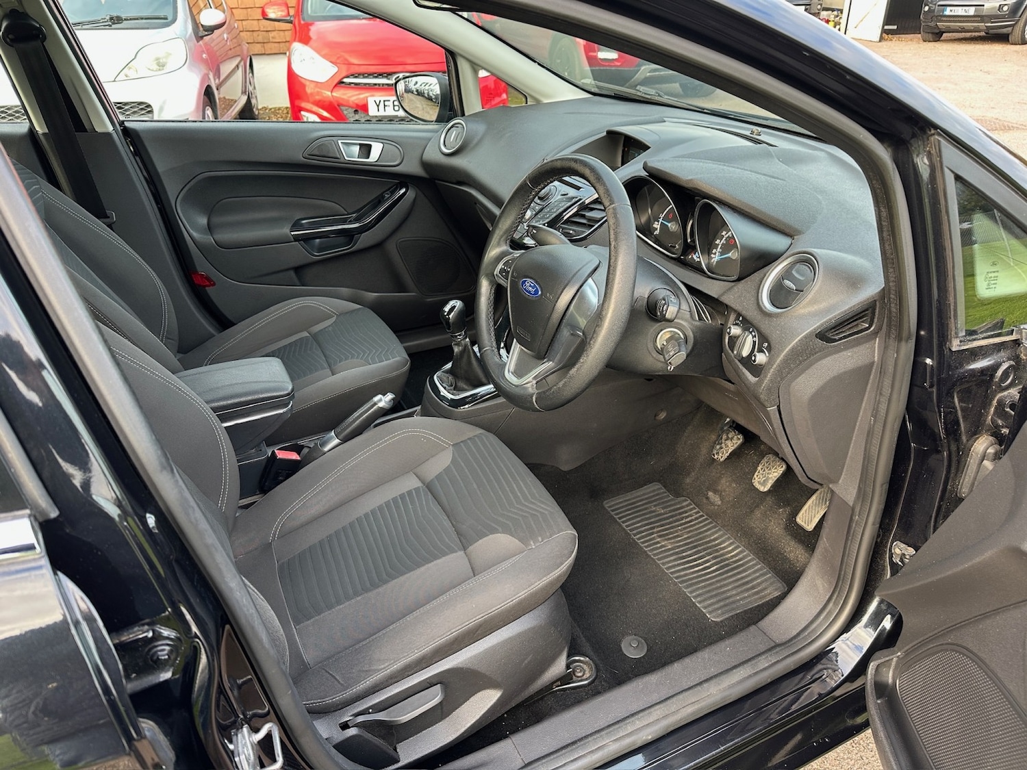 Used Ford Fiesta 2014 for sale - 76449363: Photo 8