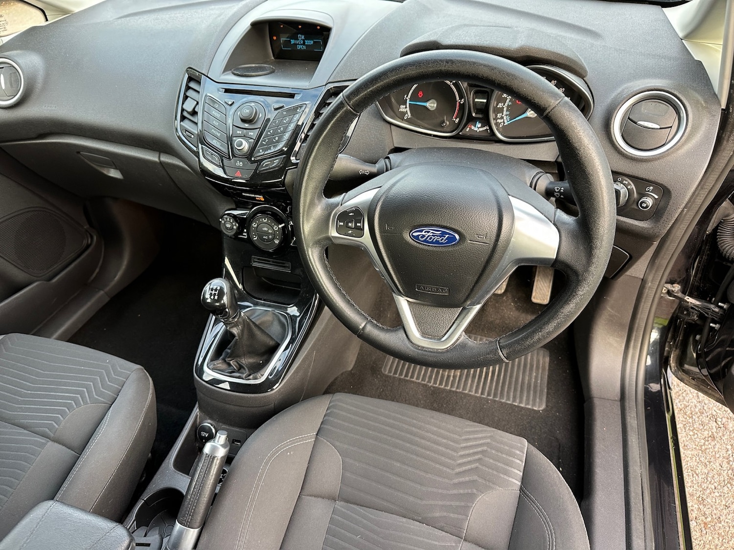 Used Ford Fiesta 2014 for sale - 76449363: Photo 9