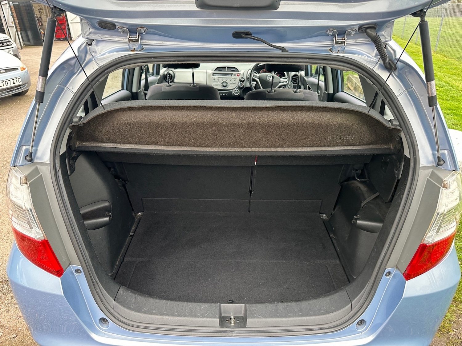 Used Honda Jazz 2010 for sale - 77792849: Photo 3