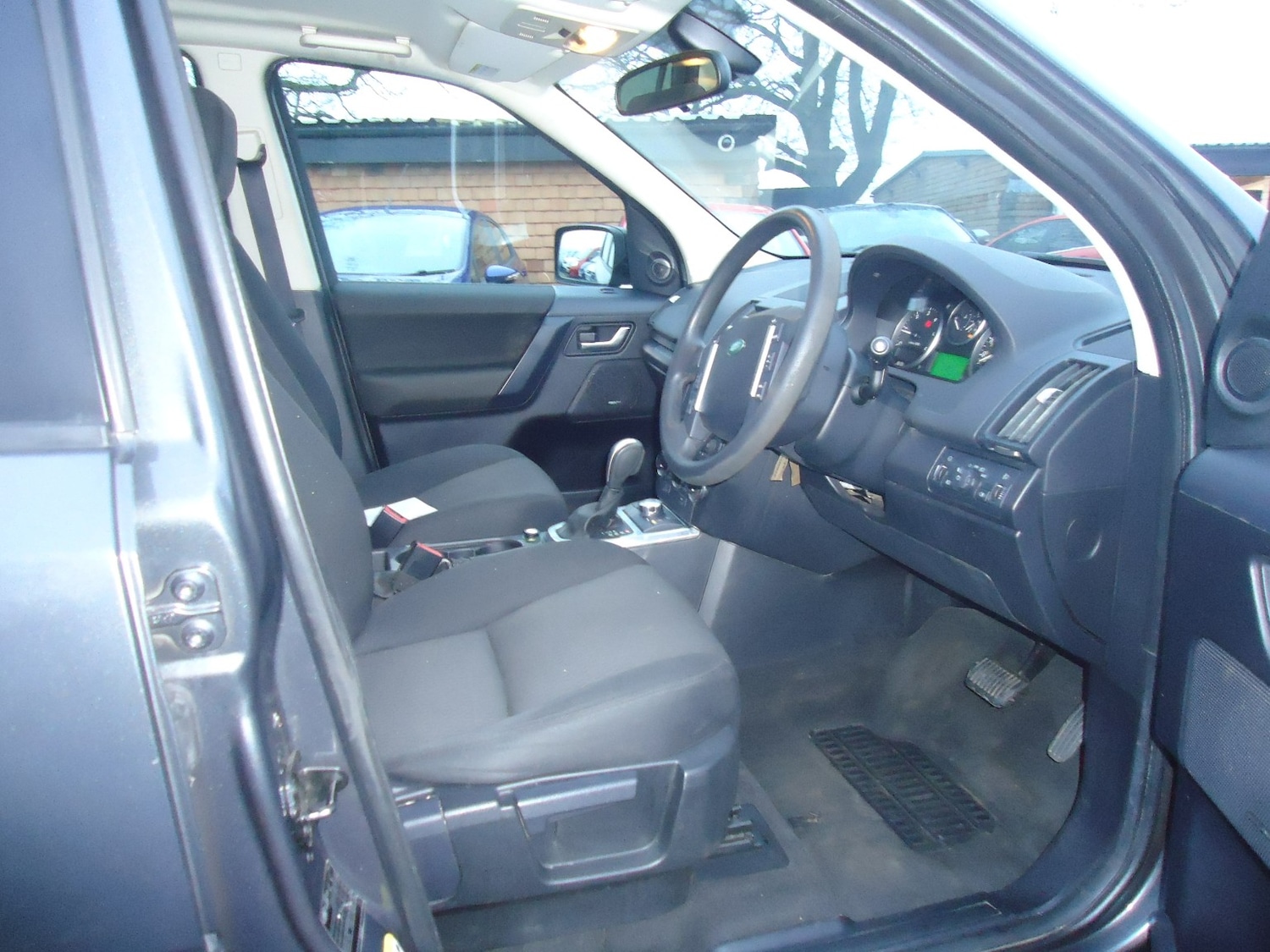 Used Land Rover Freelander 2011 for sale - 77049251: Photo 8