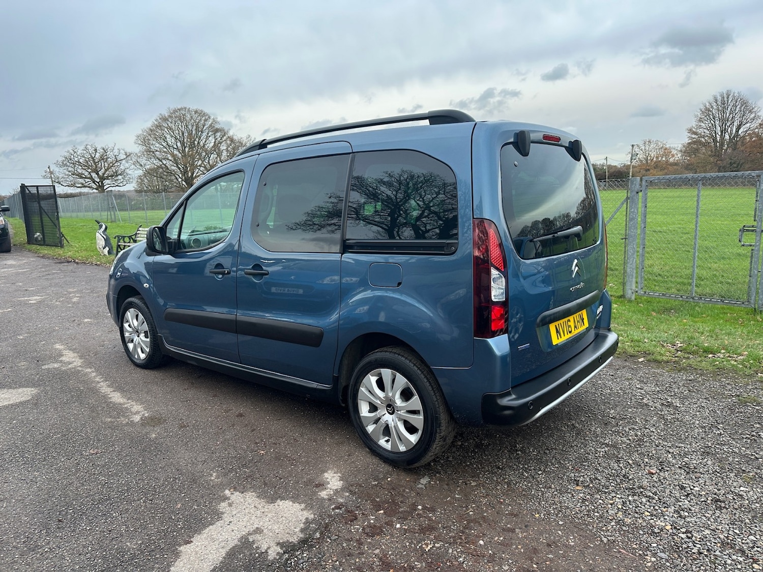 Used Citroen Berlingo Multispace 2016 for sale - 76855387: Photo 11