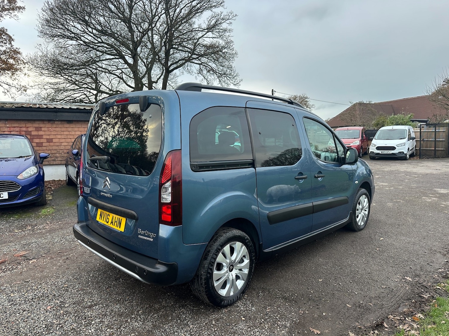 Used Citroen Berlingo Multispace 2016 for sale - 76855387: Photo 2