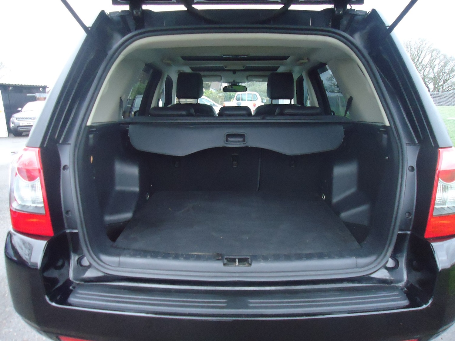 Used Land Rover Freelander 2010 for sale - 77313993: Photo 3