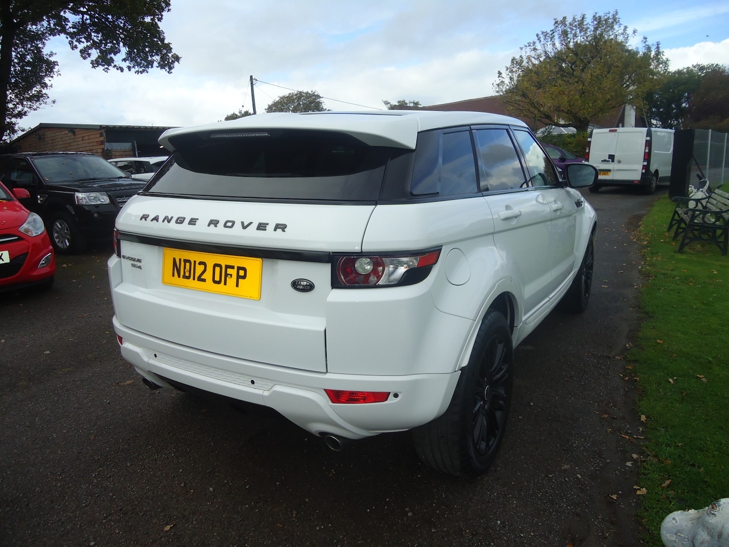 Used Land Rover Range Rover Evoque 2012 for sale - 76358156: Photo 2