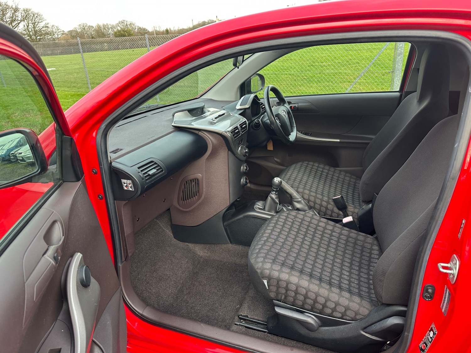 Used Toyota IQ 2009 for sale - 77483653: Photo 5