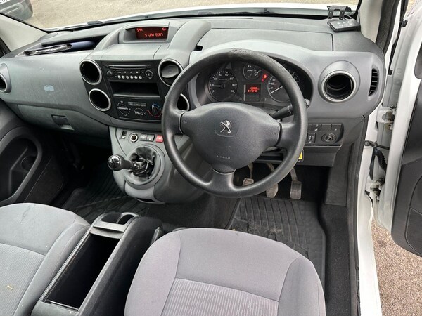 Used Peugeot Partner 2025 for sale - 76246200: Photo 7