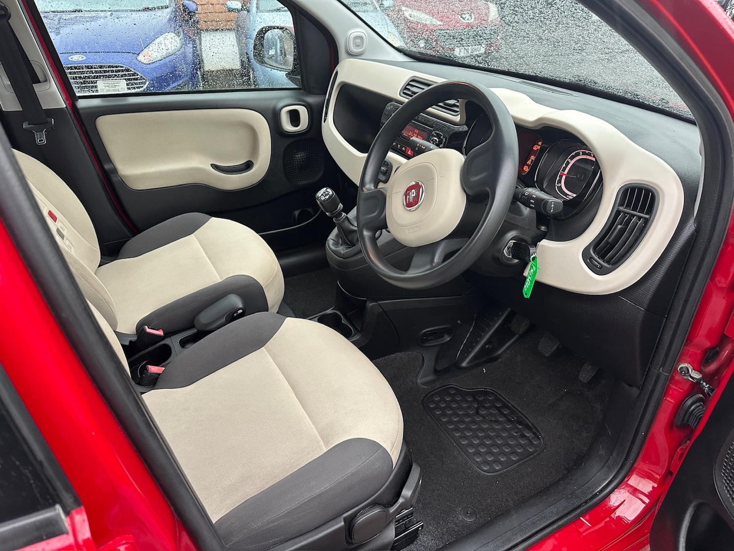 Used Fiat Panda 2015 for sale - 77264523: Photo 8