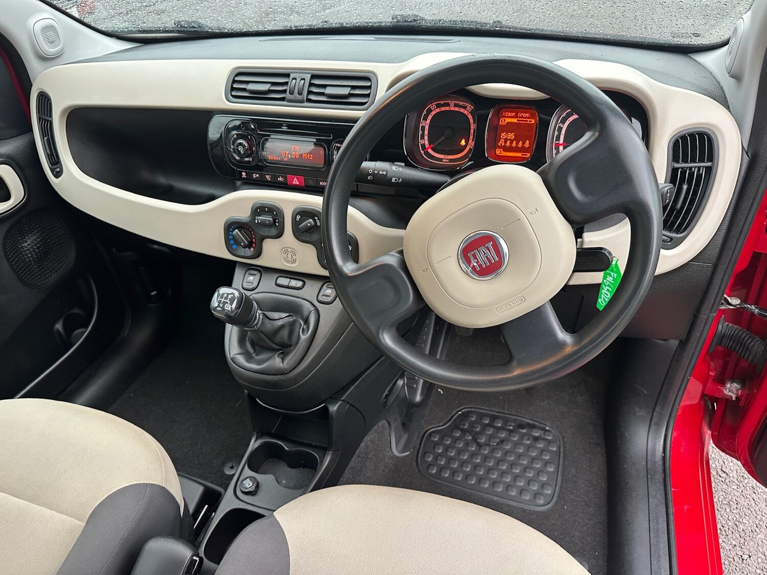 Used Fiat Panda 2015 for sale - 77264523: Photo 9