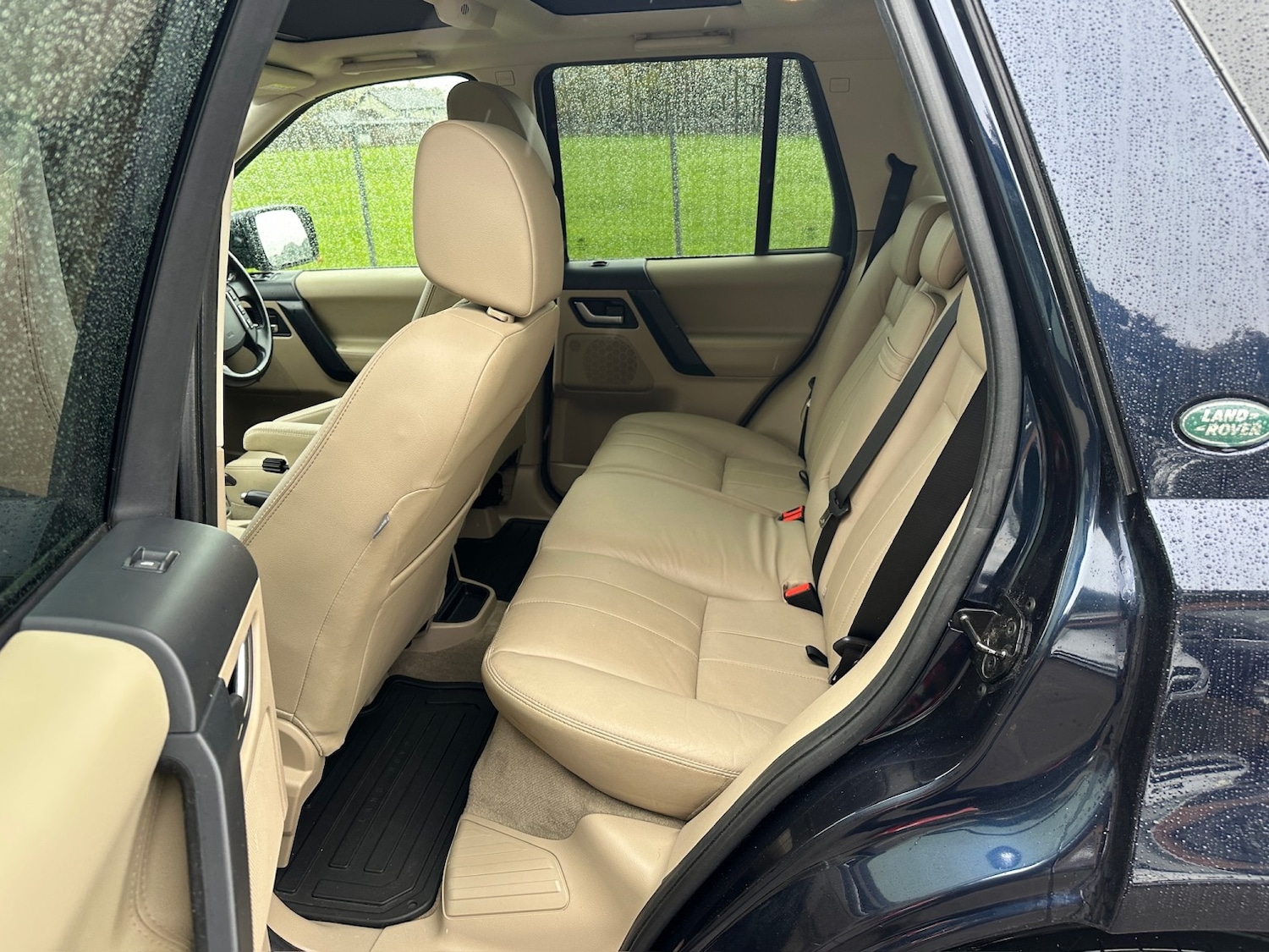 Used Land Rover Freelander 2 2011 for sale - 76407547: Photo 7