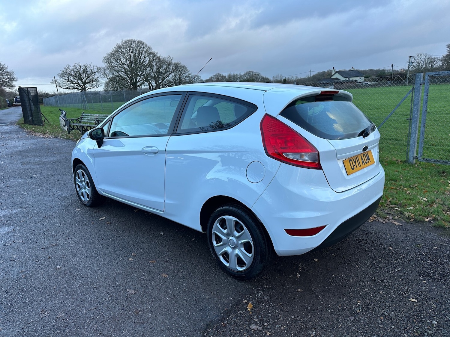 Used Ford Fiesta 2011 for sale - 76896990: Photo 8