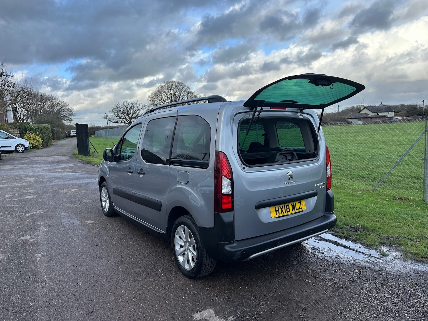 Used Peugeot Partner Tepee 2018 for sale - 77314084: Photo 10