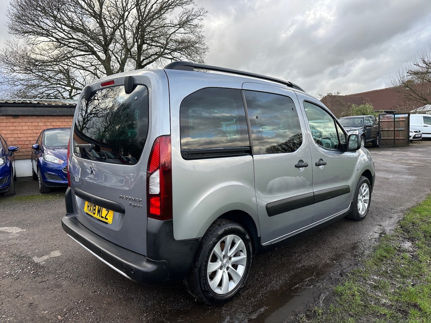 Used Peugeot Partner Tepee 2018 for sale - 77314084: Photo 2