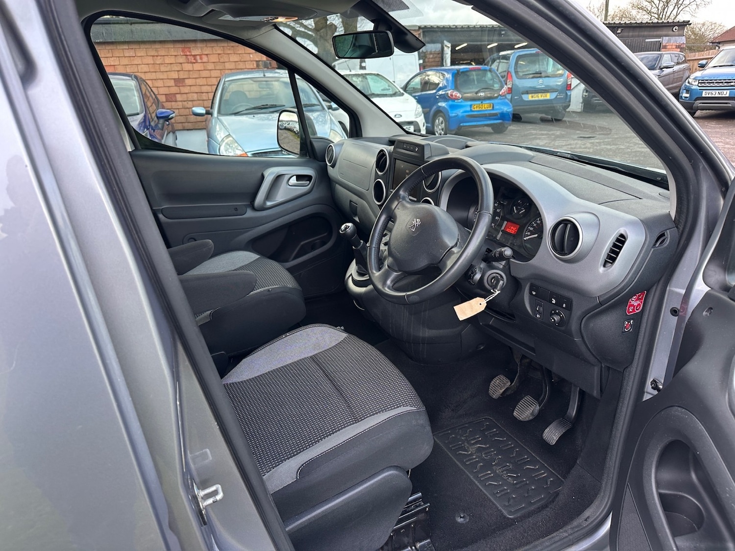 Used Peugeot Partner Tepee 2018 for sale - 77314084: Photo 9