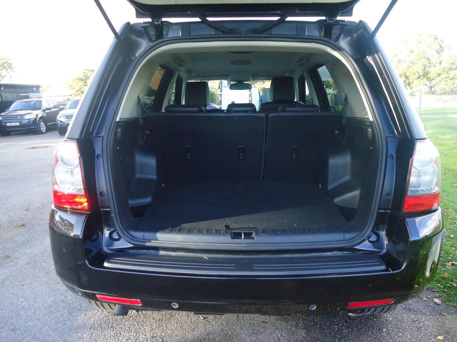 Used Land Rover Freelander 2 2012 for sale - 76376909: Photo 3