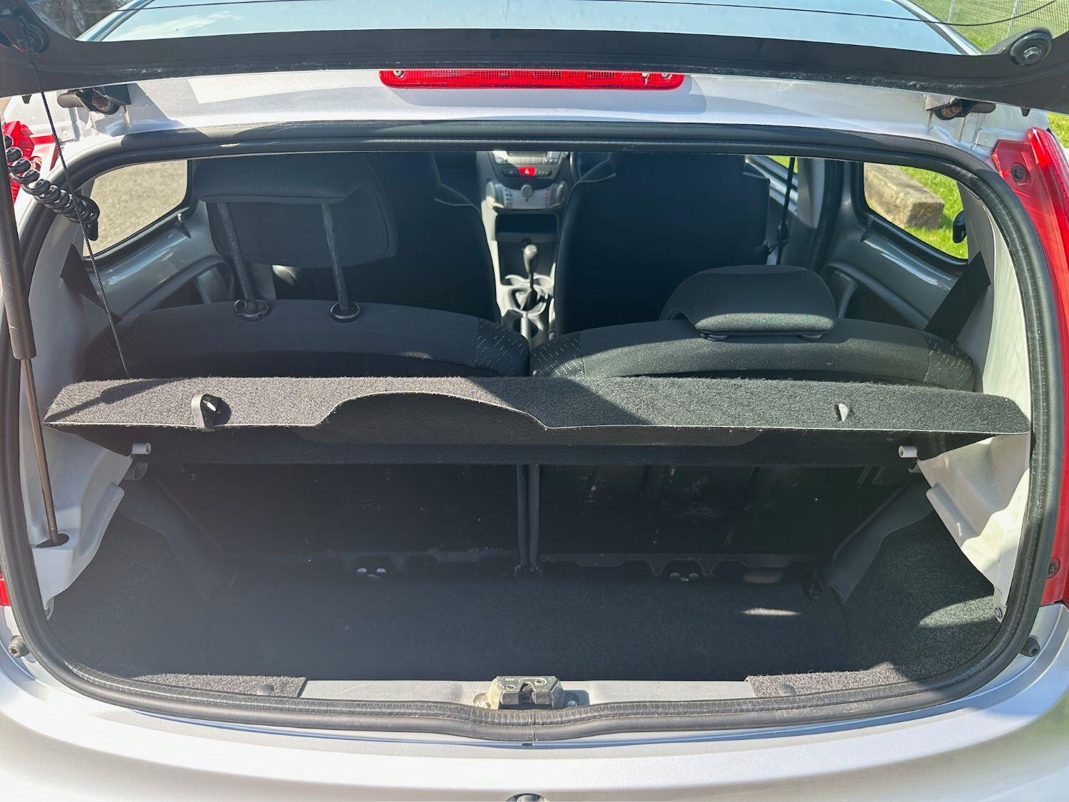 Used Peugeot 107 2011 for sale - 76794459: Photo 3